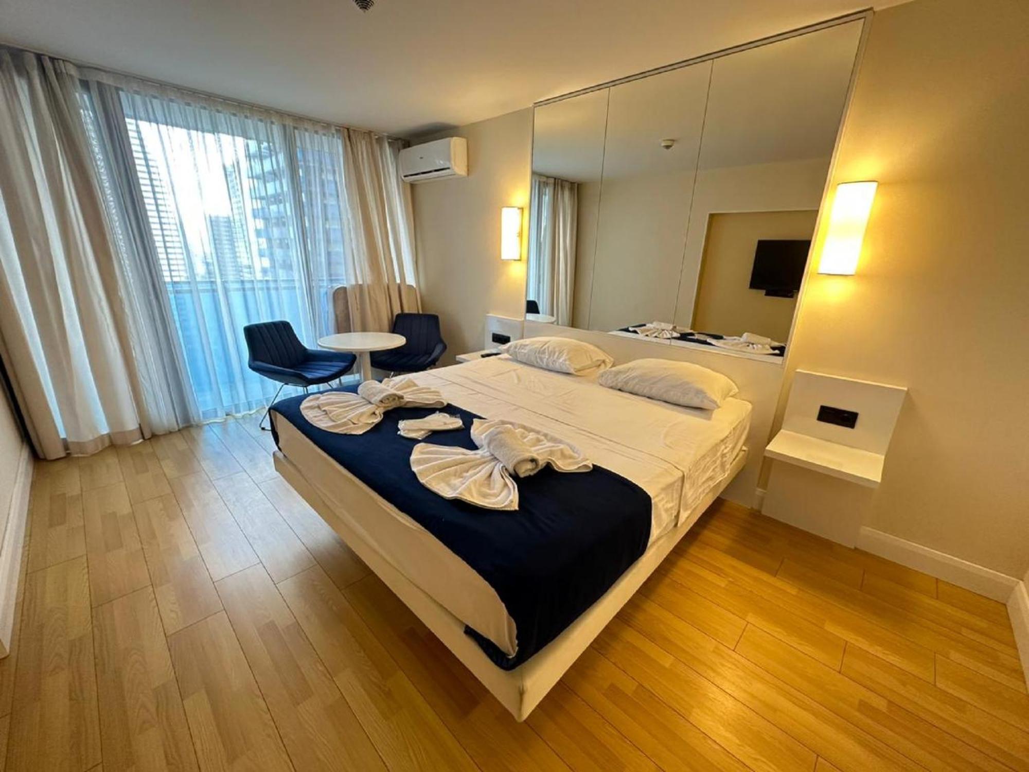 Apart-Hotel Orbi City 바투미 외부 사진
