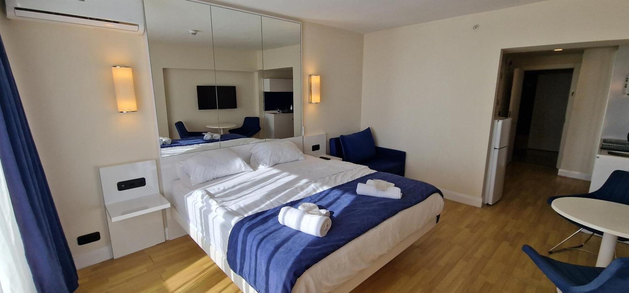 Apart-Hotel Orbi City 바투미 외부 사진
