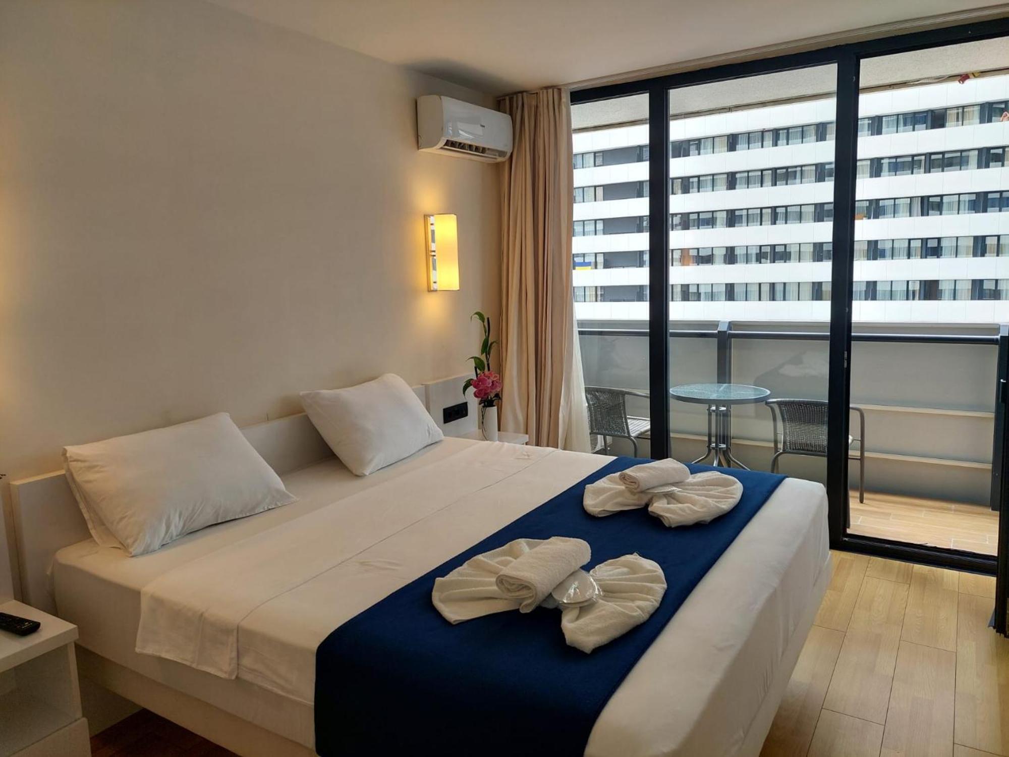Apart-Hotel Orbi City 바투미 외부 사진