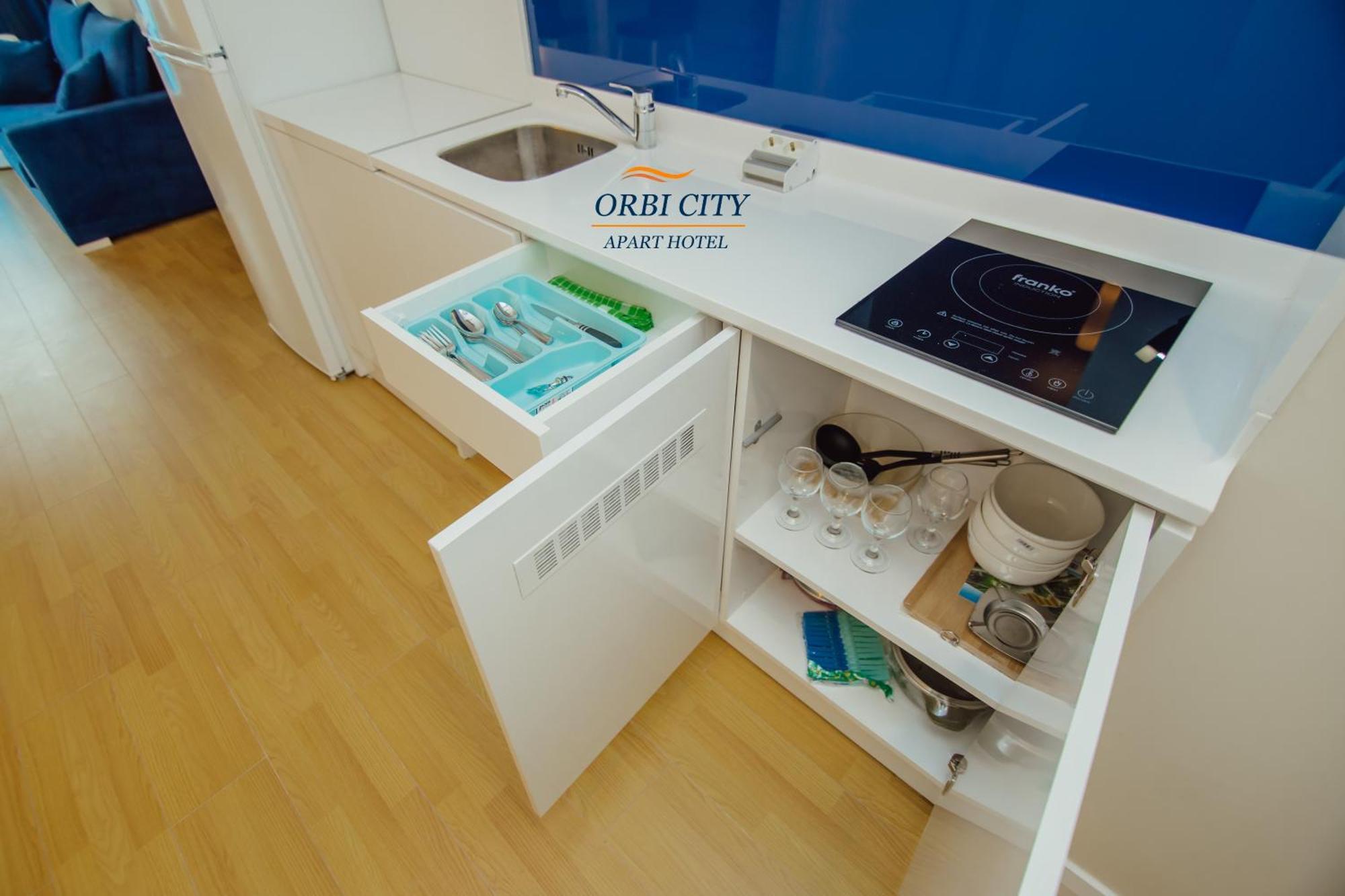 Apart-Hotel Orbi City 바투미 외부 사진