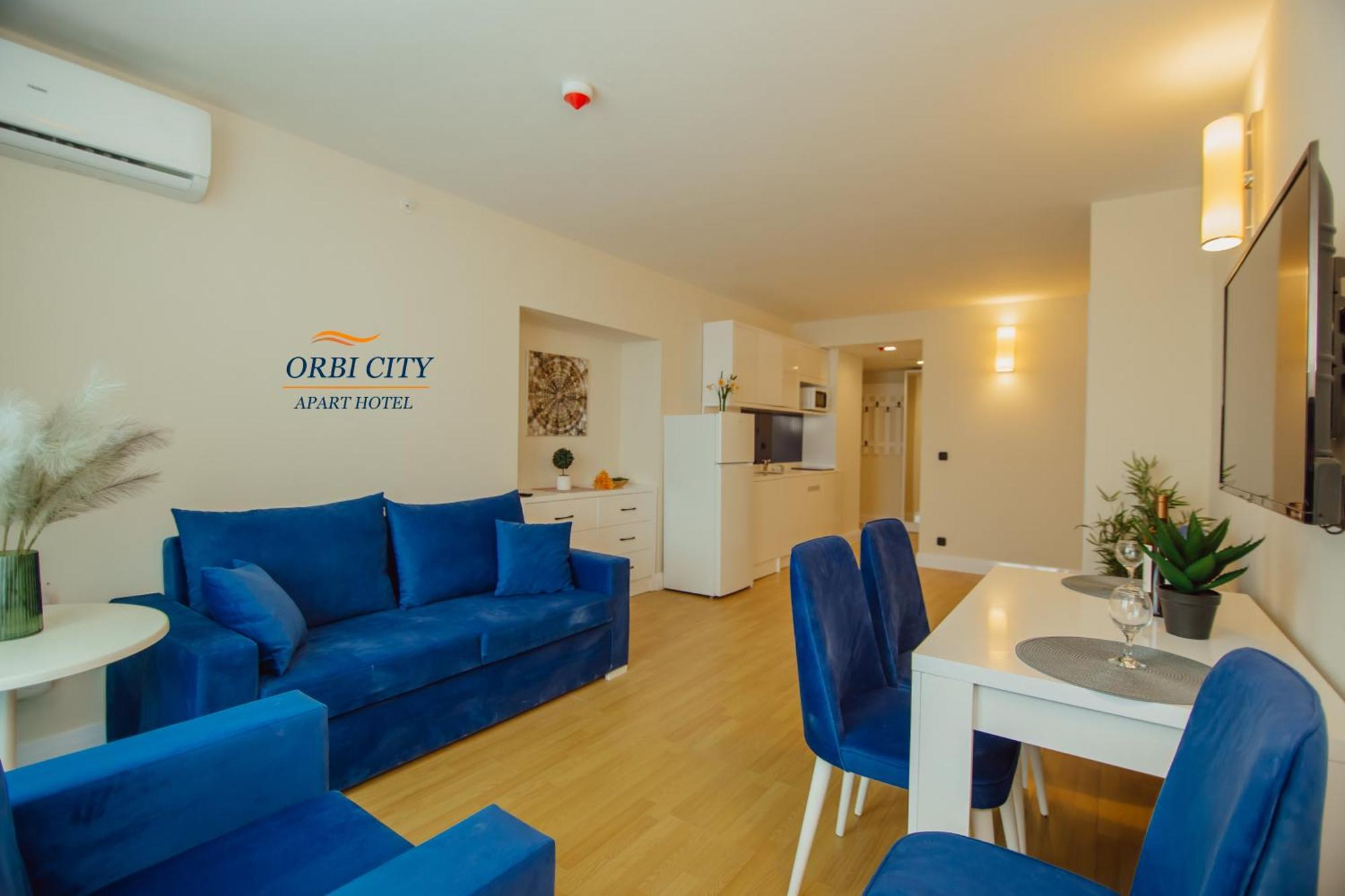Apart-Hotel Orbi City 바투미 외부 사진