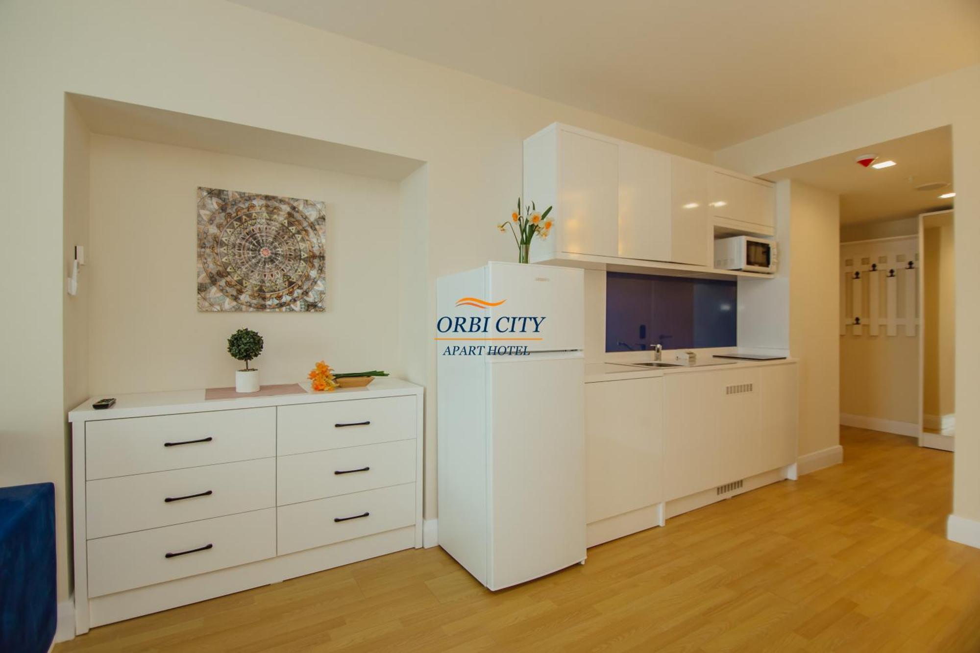 Apart-Hotel Orbi City 바투미 외부 사진